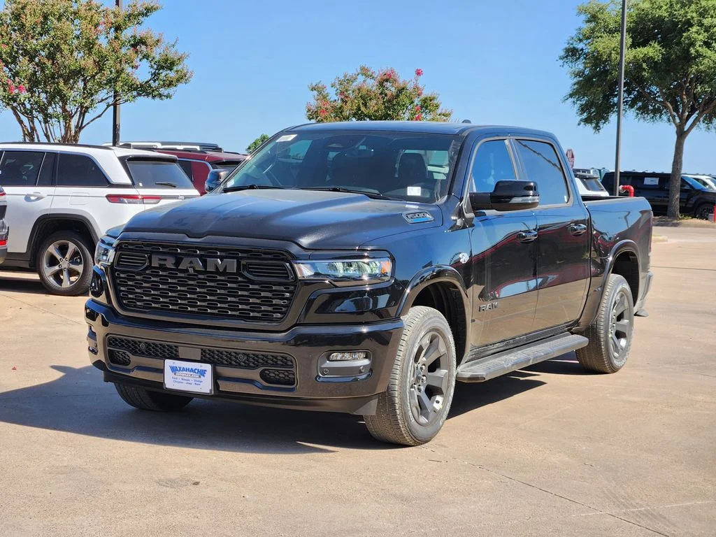 New 2026 Diamond Black Crystal Pearl-Coat Exterior Paint RAM Big Horn/Lone Star image 2