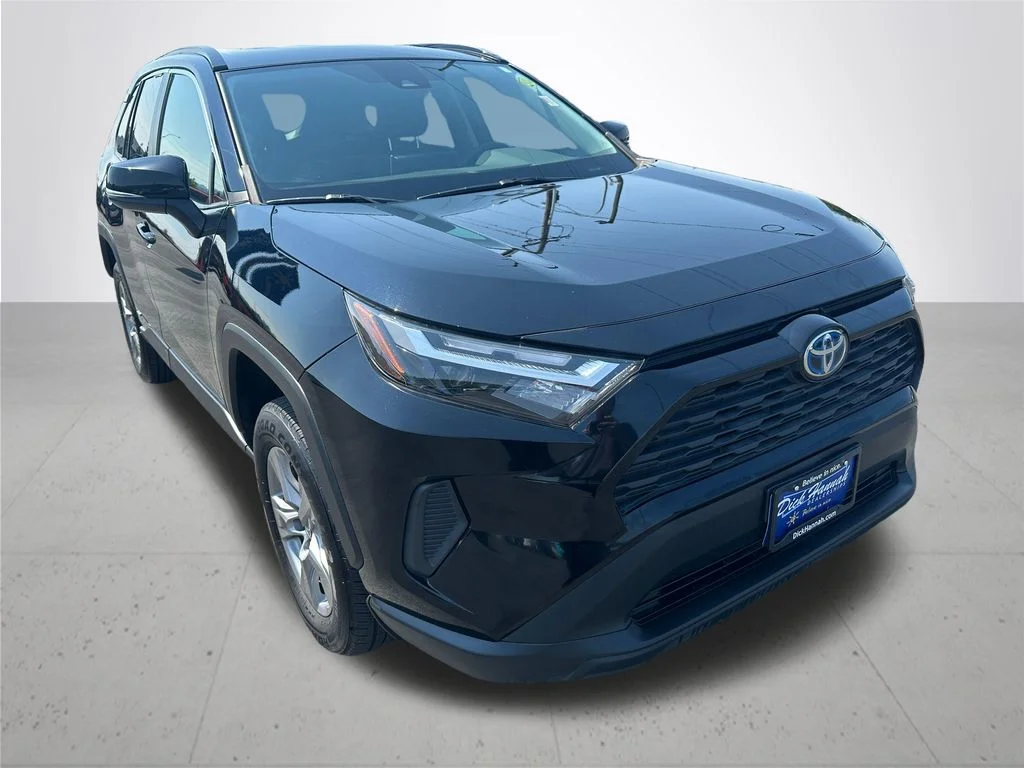Used 2023 Black Toyota XLE image 5