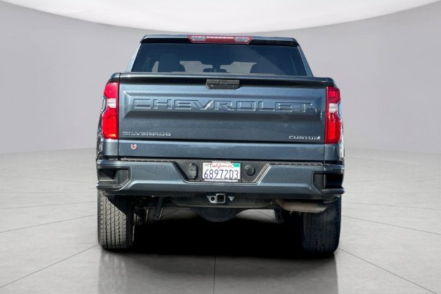 Used 2021 Gray Chevrolet Custom image 5