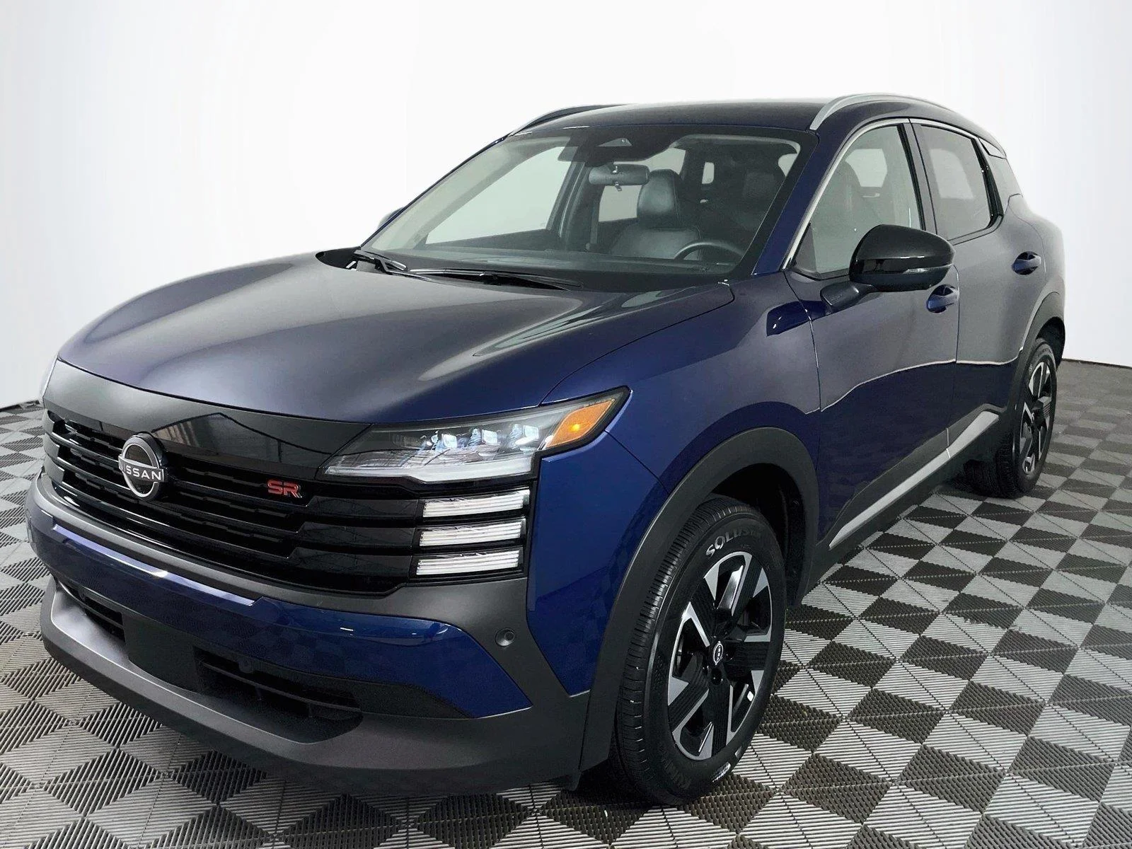 Used 2026 Deep Blue Pearl Nissan SR image 3