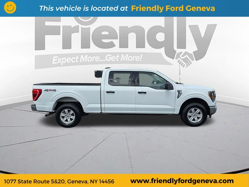 Used 2023 Oxford White Ford XLT image 4