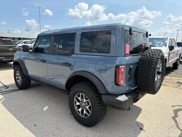 Used 2025 Azure Gray Metallic Ford Badlands image 8