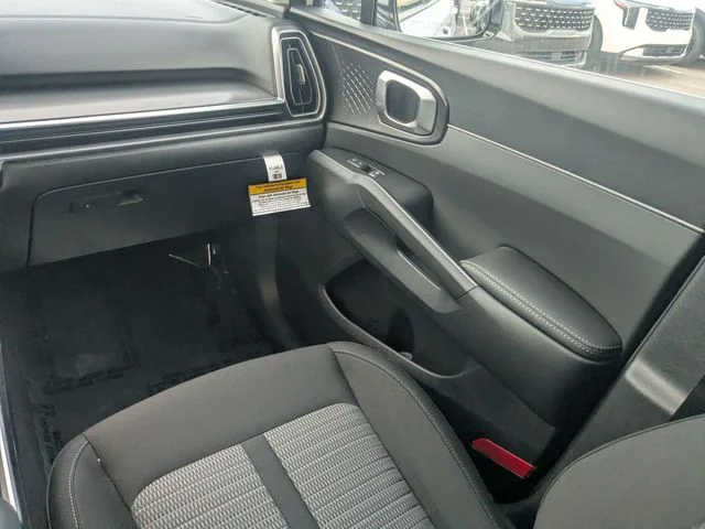 New 2026 Glacial White Pearl Kia LX image 17