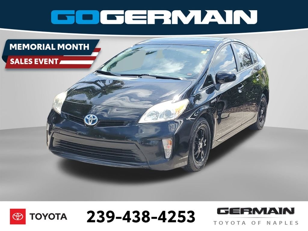 2013 Toyota Prius Four's photo
