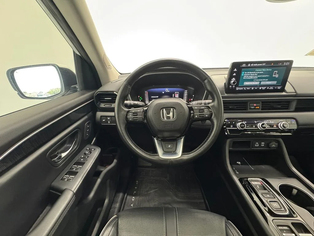 Used 2023 Platinum White Pearl Honda Elite image 23