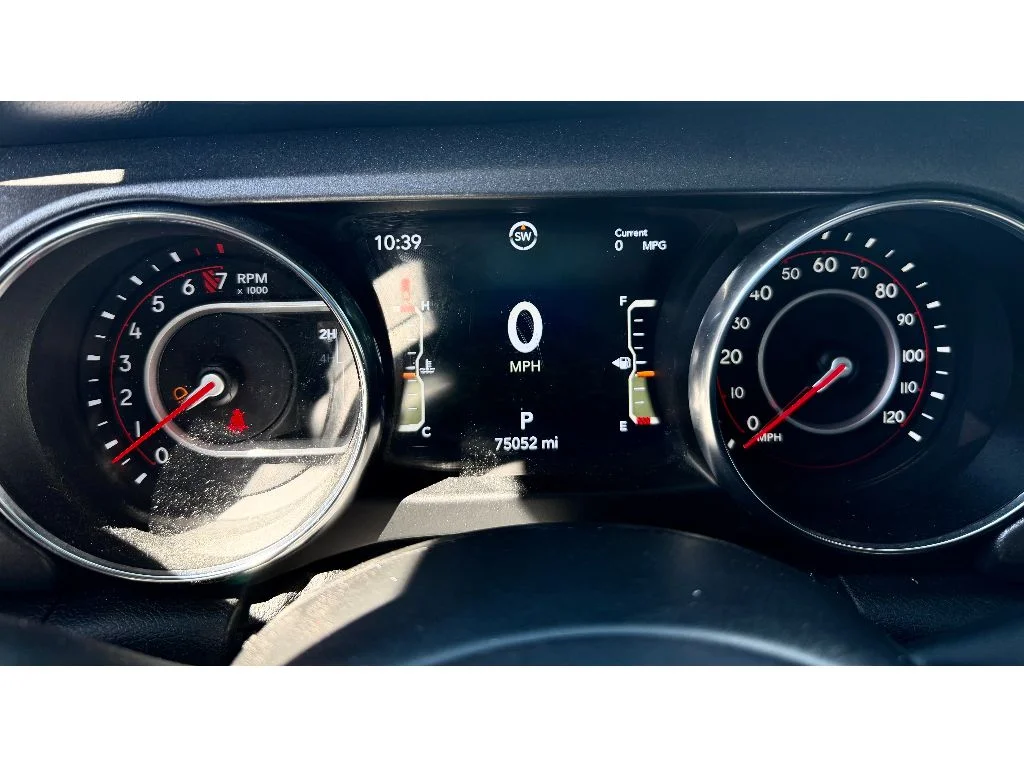 Used 2021 Bright White Clearcoat Jeep Mojave image 7
