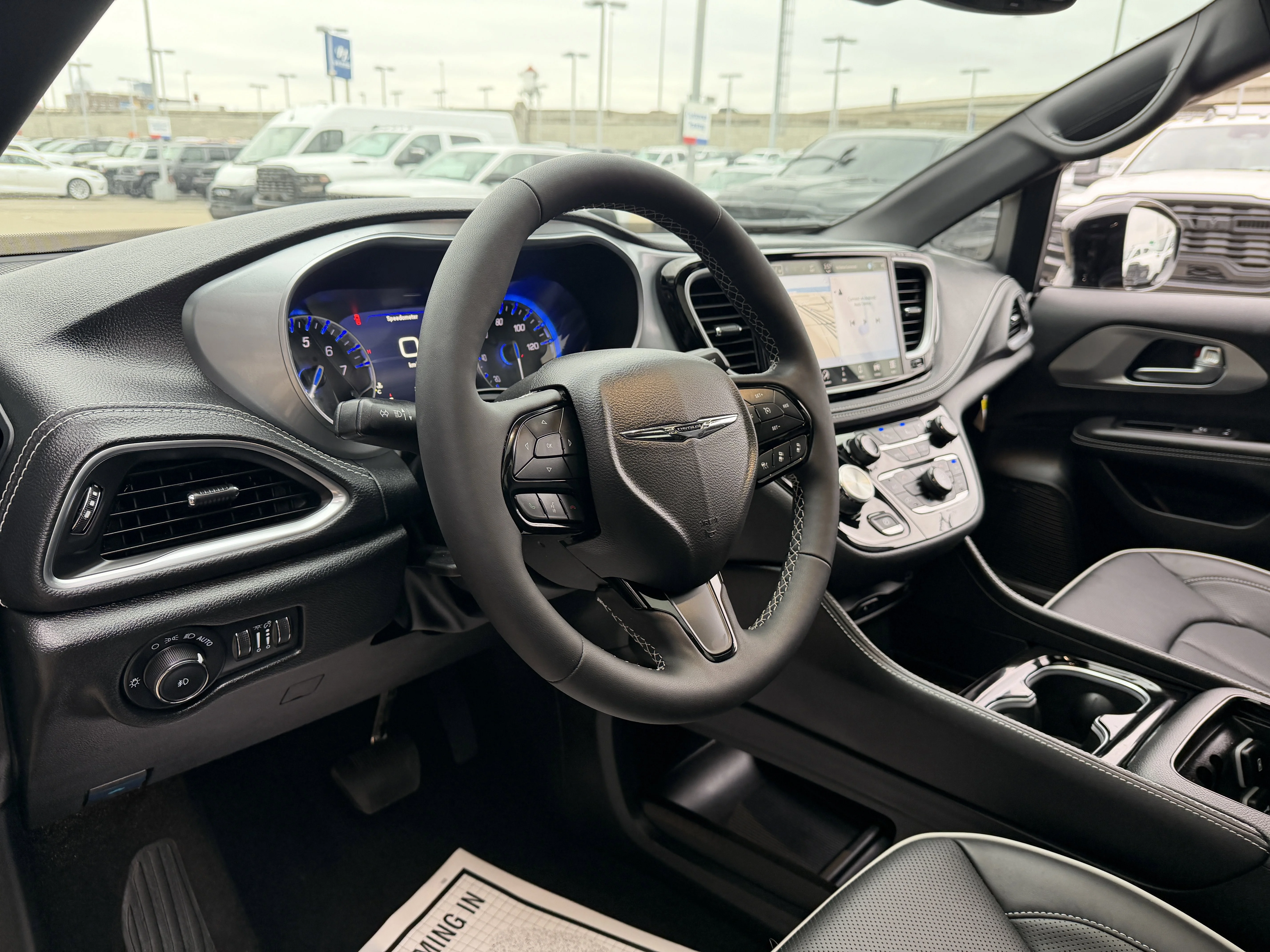 2026 Chrysler Pacifica Limited - Photo 34