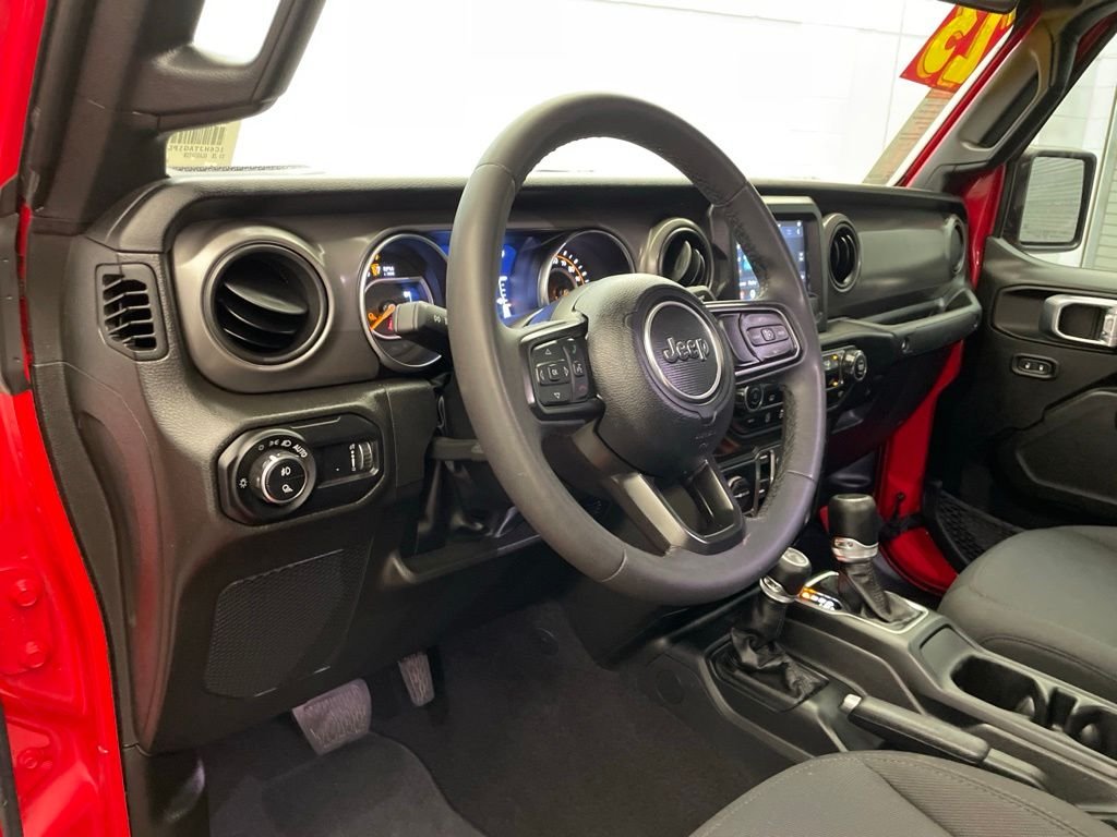 Photo 18