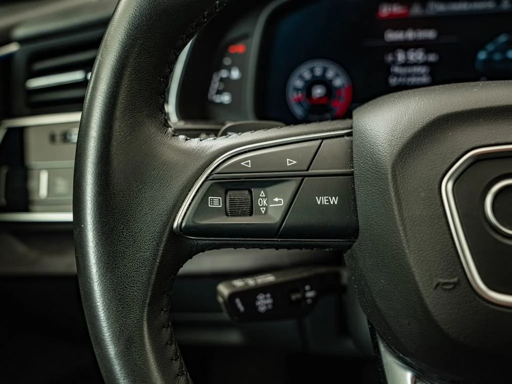 Used 2019 Florett Silver Metallic Audi 3.0T Prestige image 19