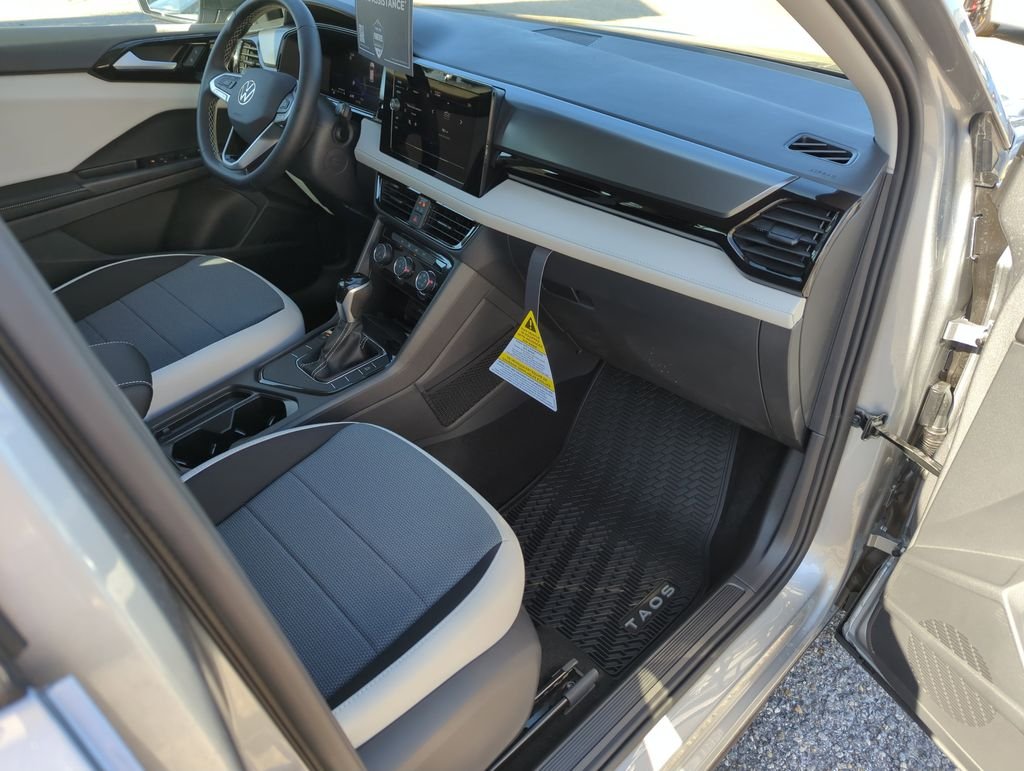 New 2026 Silver Volkswagen 1.5T S image 33