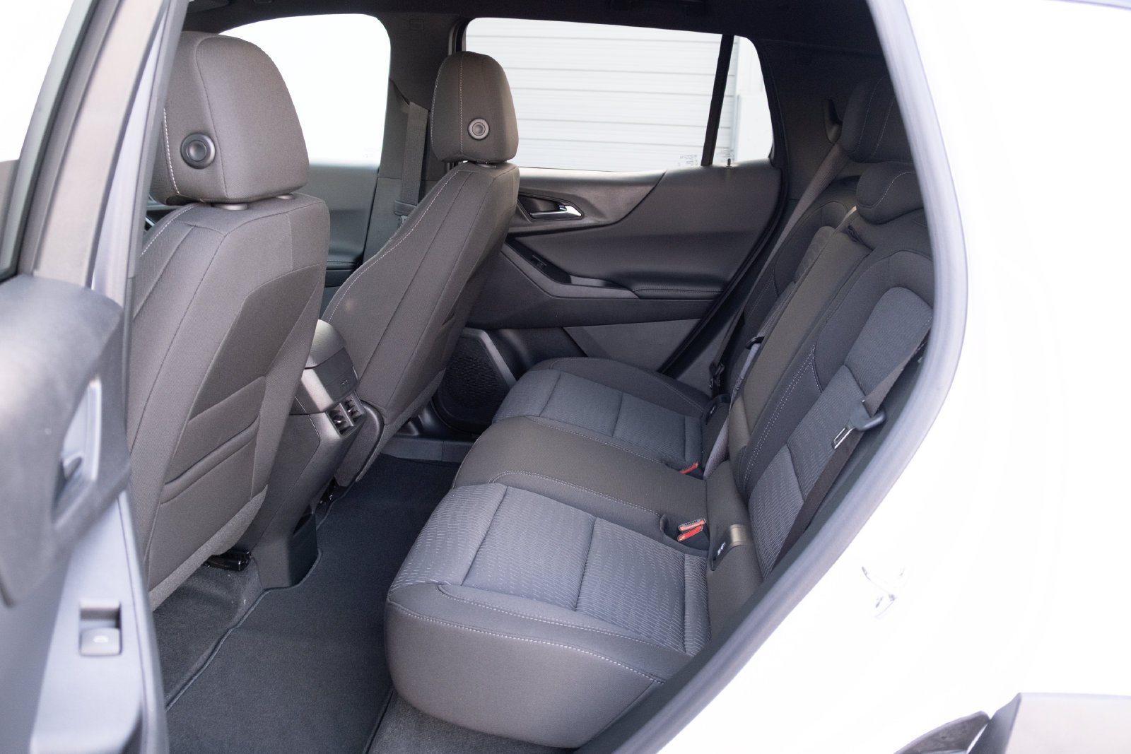 New 2027 Summit White Chevrolet AWD LT image 12