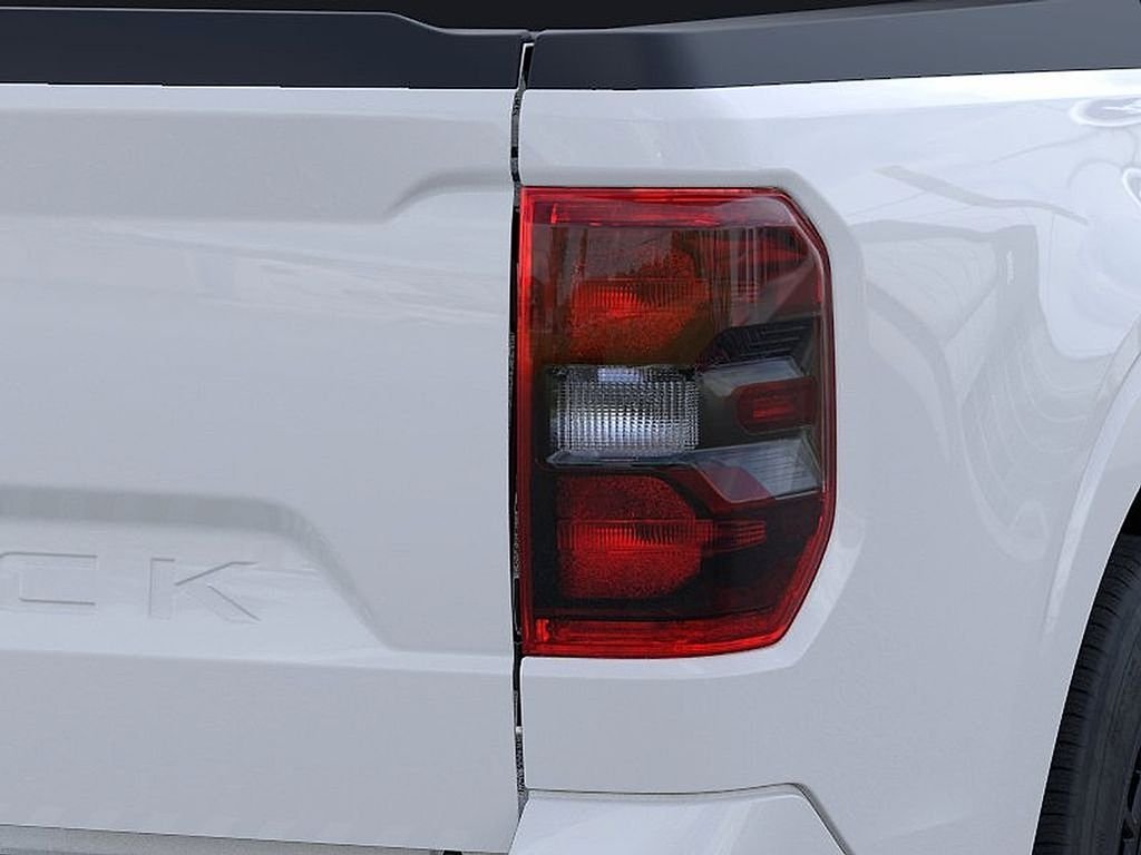 New 2025 Oxford White Ford Lobo™ image 22