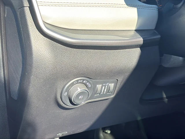 2025 Jeep Compass Limited - Photo 28