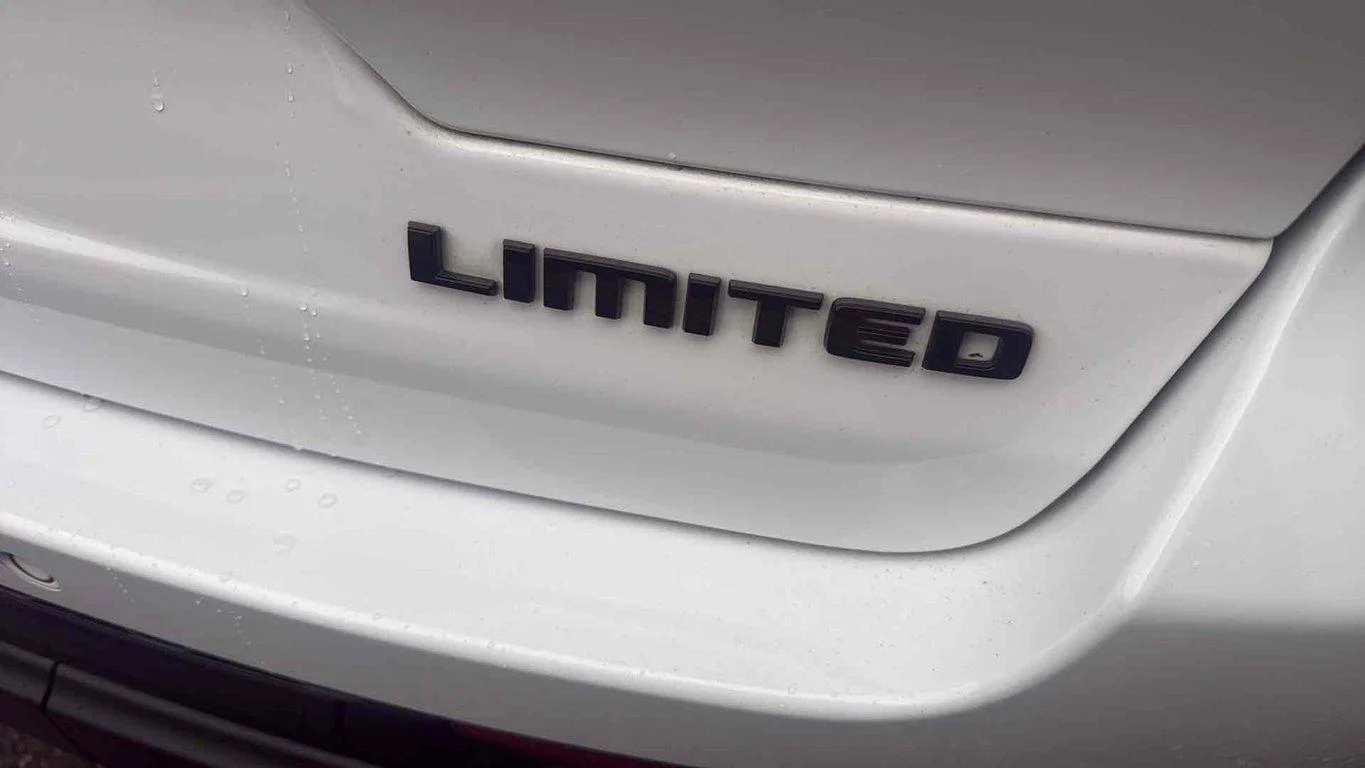 2023 Jeep Grand Cherokee Limited - Photo 8