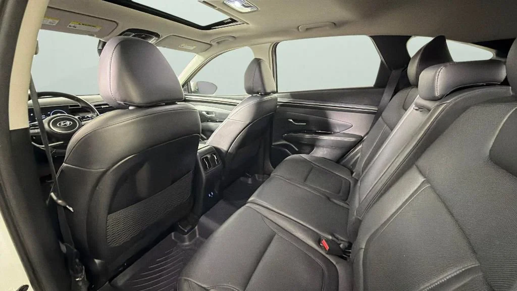 Used 2022 White Hyundai SEL image 27