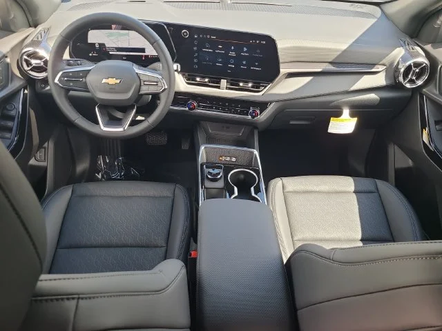 New 2027 Summit White Chevrolet LT image 15