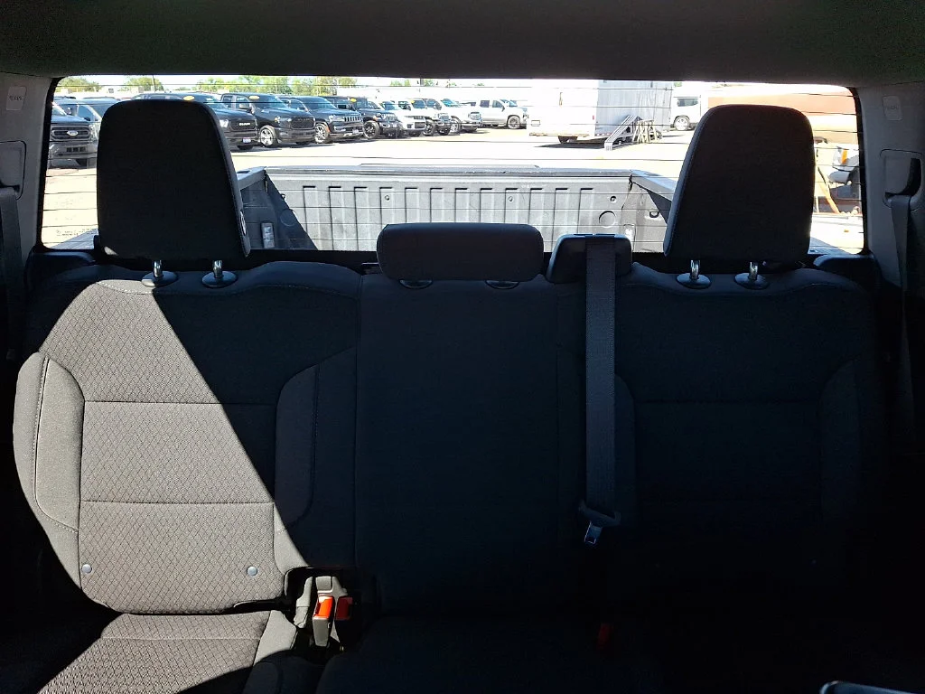 Used 2022 Blue Chevrolet Custom image 20
