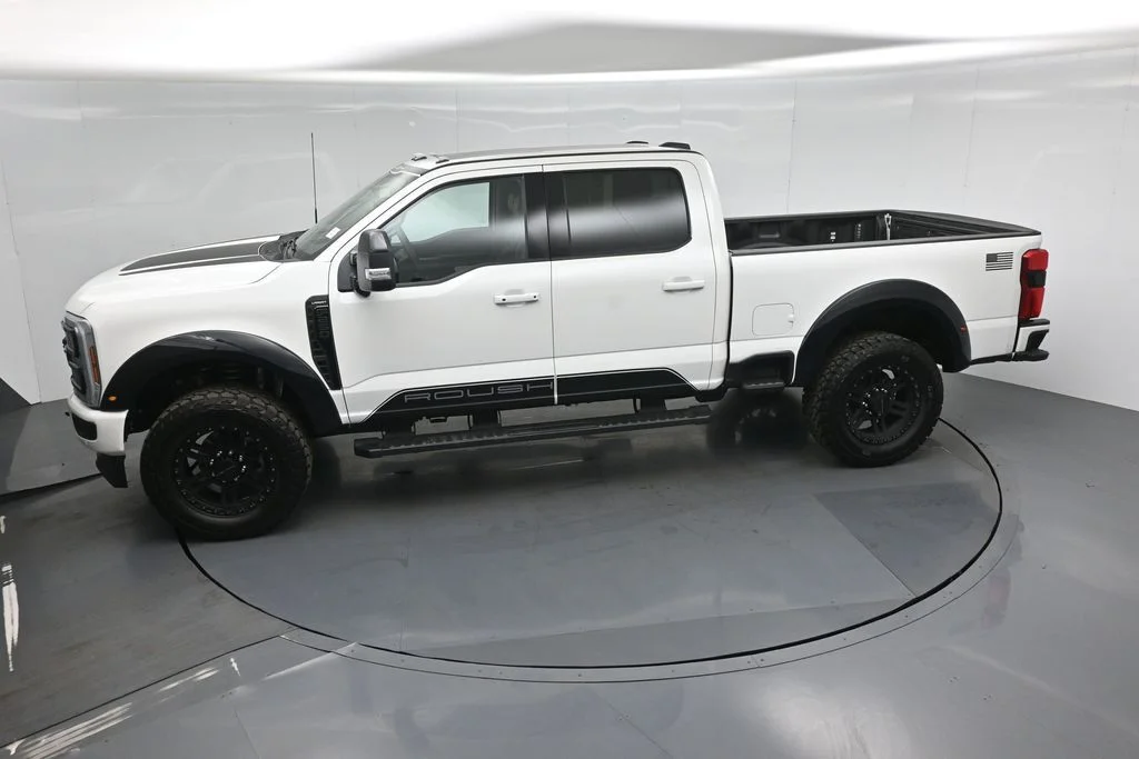 New 2026 Star White Metallic Tri-Coat Ford Lariat image 42