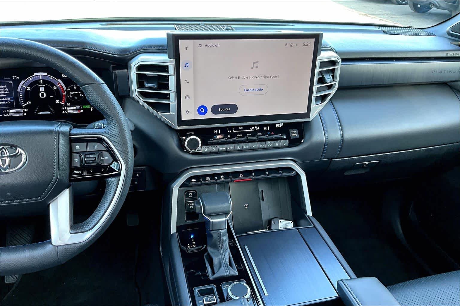 2025 Toyota Sequoia Platinum - Photo 7