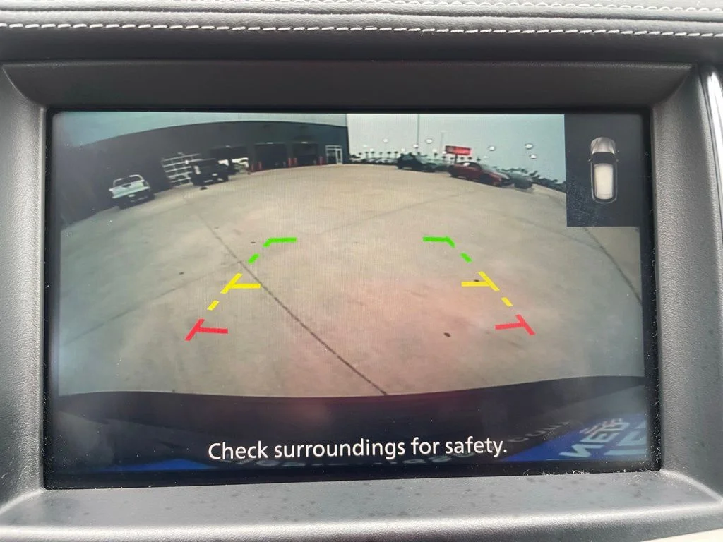Used 2023 Black INFINITI LUXE image 9