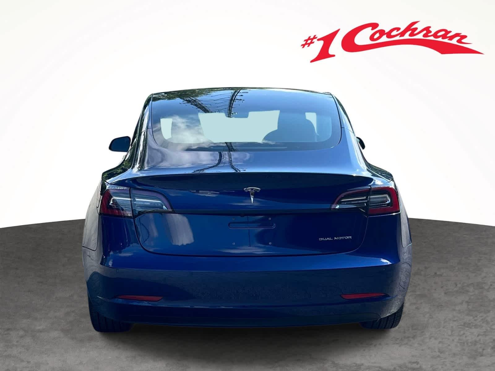 Used 2018 Deep Blue Metallic Tesla Long Range Battery image 14
