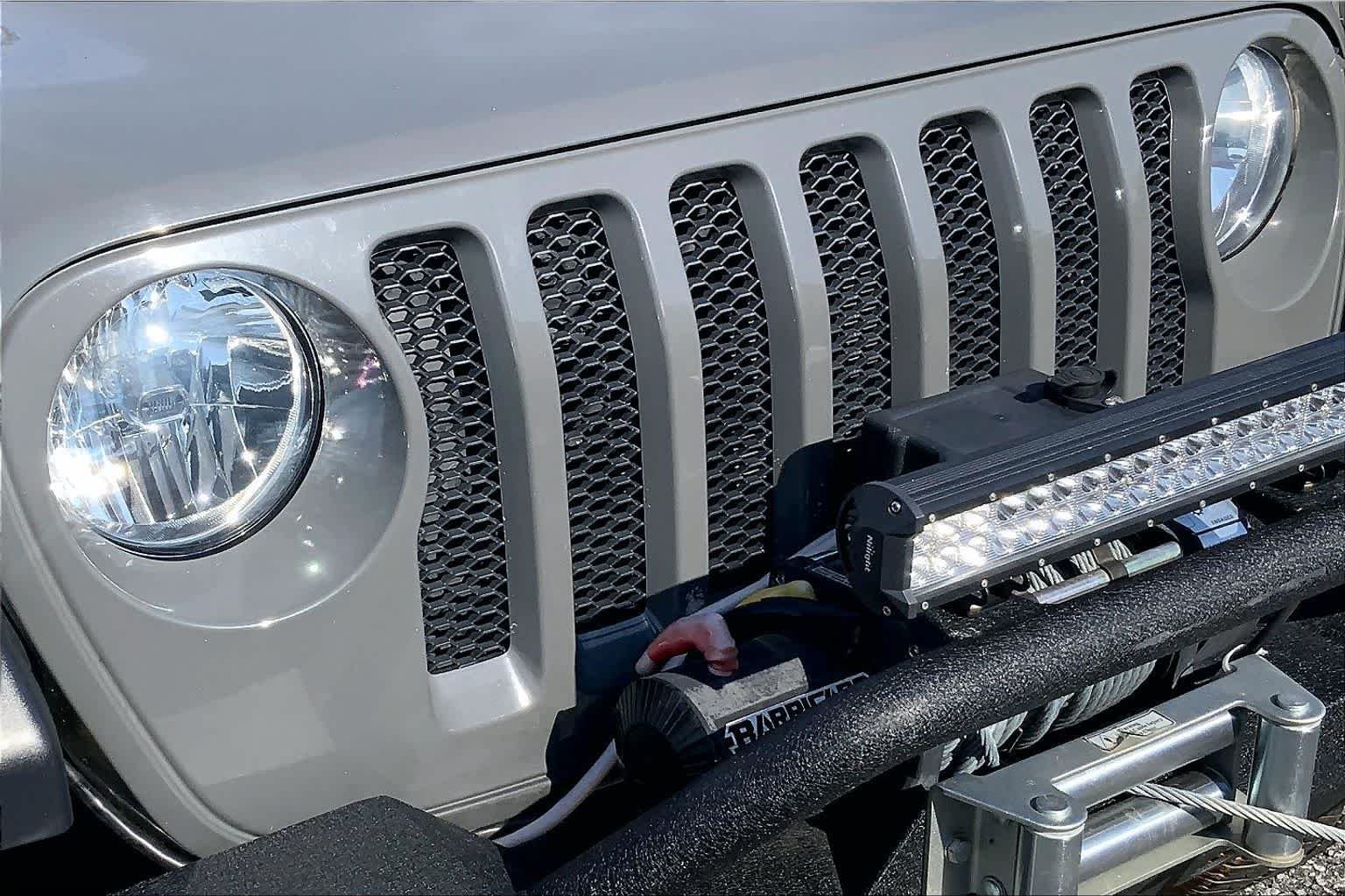 Used 2019 Sting-Gray Clearcoat Jeep Sport S image 29