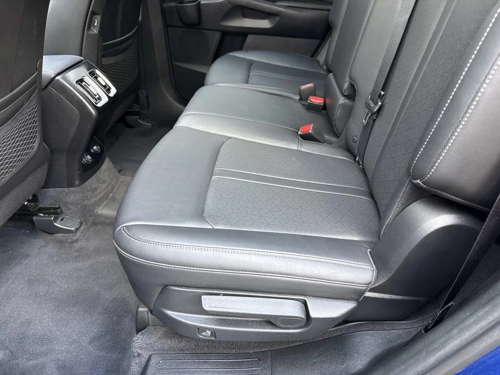 Used 2022 Blue Kia S image 15
