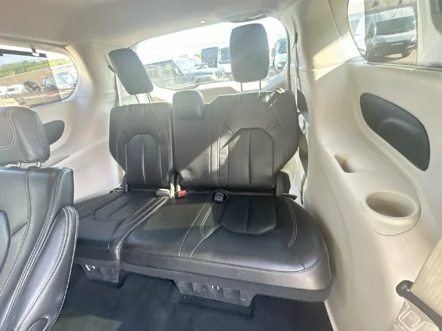 Used 2022 White Chrysler Touring L image 25