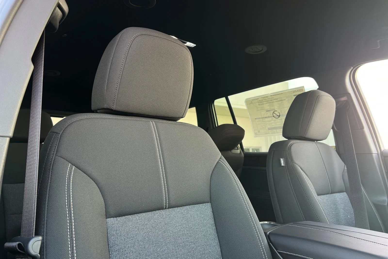2026 GMC Acadia Elevation - Photo 19