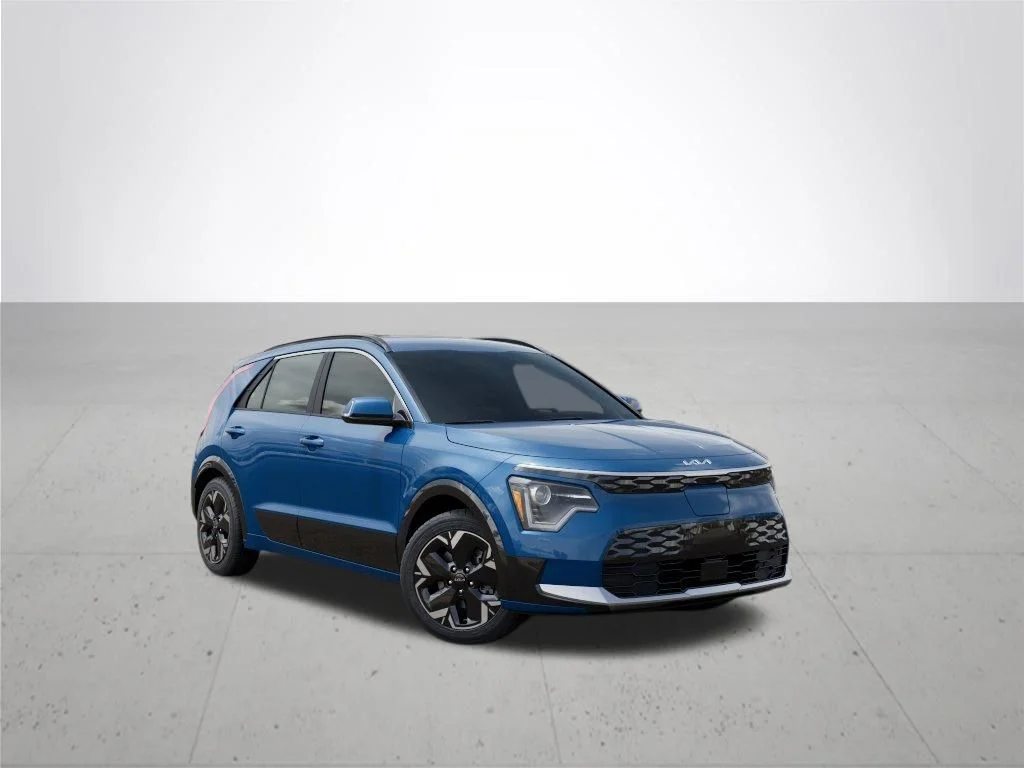 New 2026 Mineral Blue Kia WIND image 8