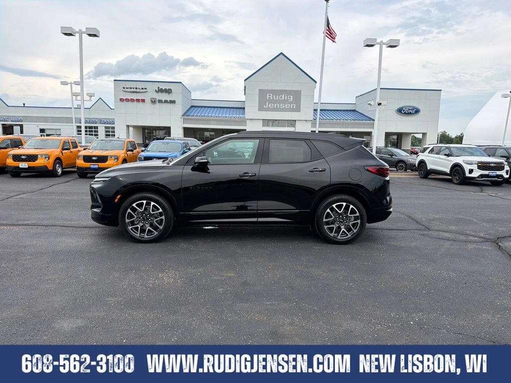 Used 2025 Black Chevrolet RS image 2