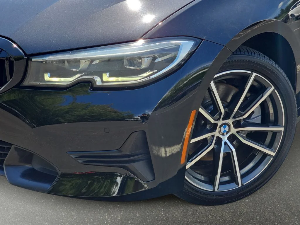 Used 2020 Black BMW 330i image 35