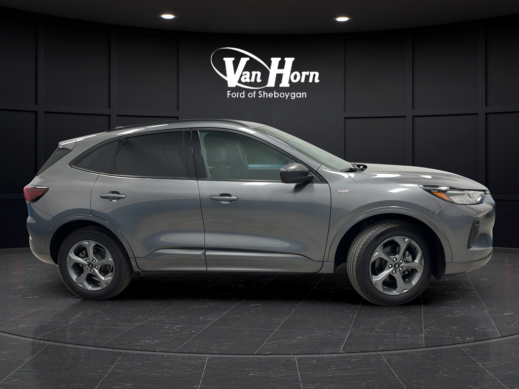 Used 2024 Carbonized Gray Metallic Ford ST-Line image 8