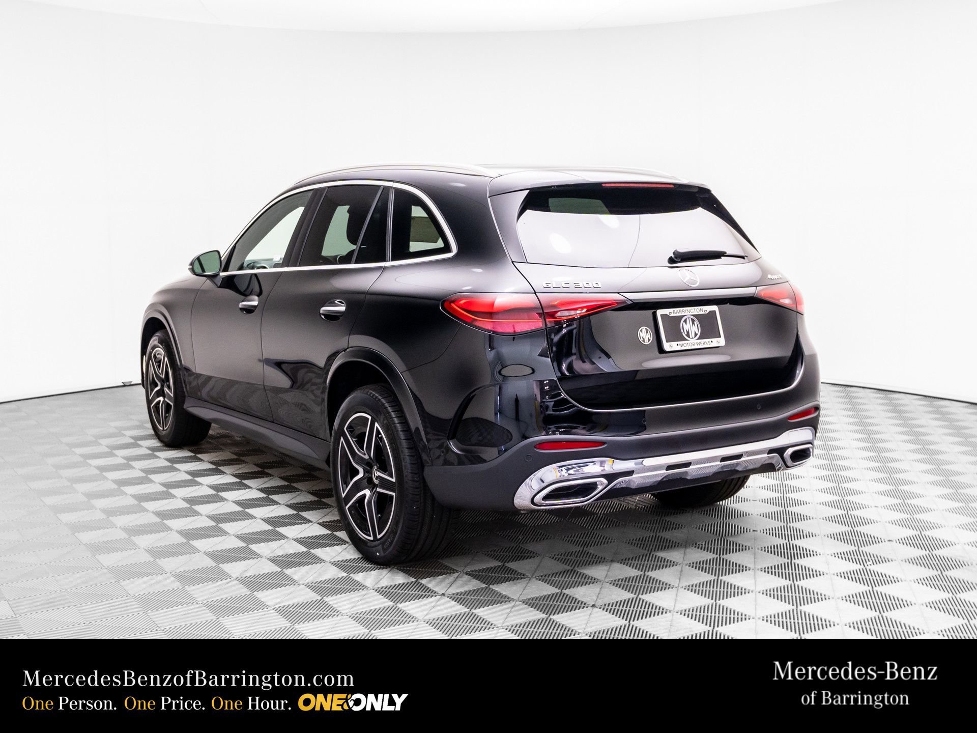 New 2026 Black Mercedes-Benz GLC 300 image 42