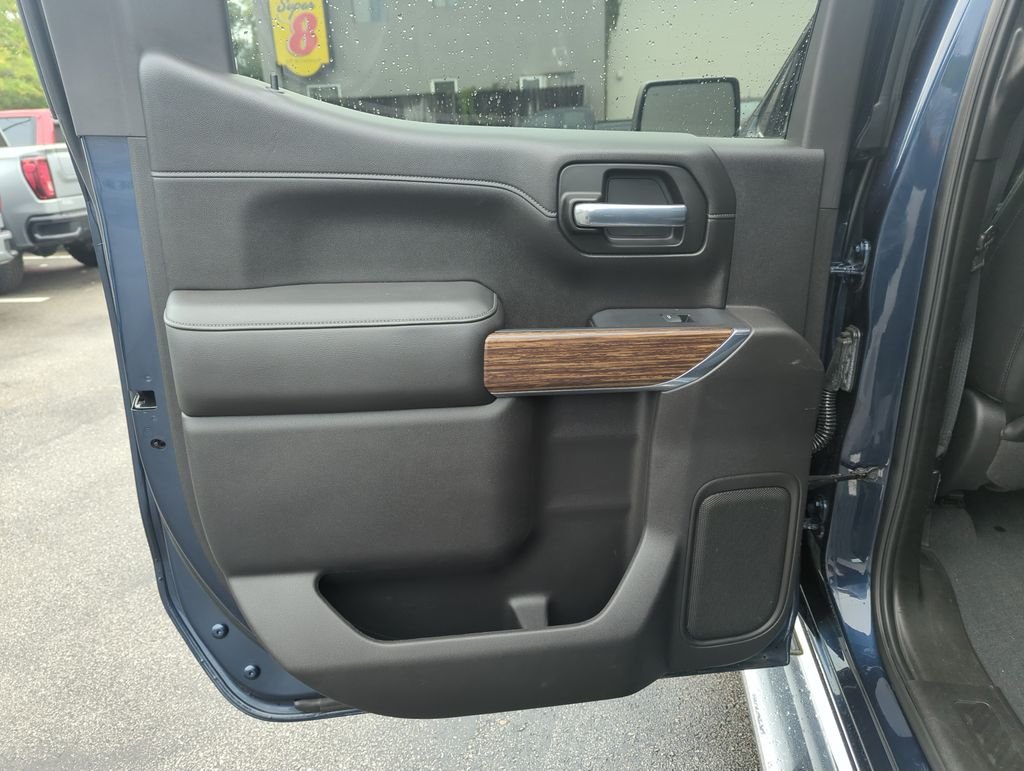 Used 2020 Blue Chevrolet High Country image 28