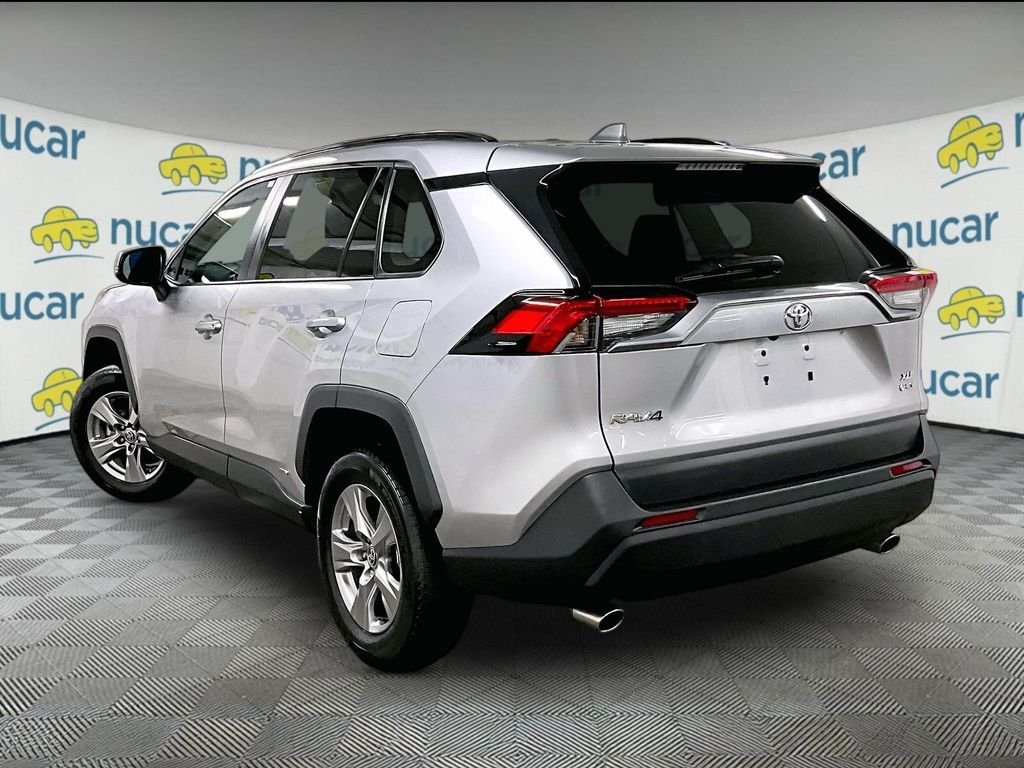 Used 2025 Silver Toyota XLE image 4
