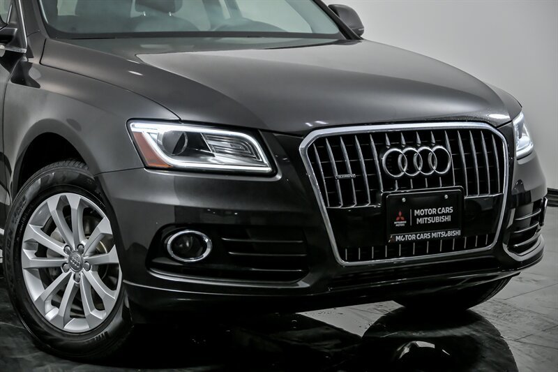 Used 2014 Audi Q5 Premium with VIN WA1CFAFP8EA017856 for sale in Aurora, IL