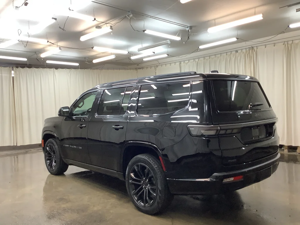 New 2026 High Gloss Black Exterior Paint Jeep Grand Wagoneer image 9