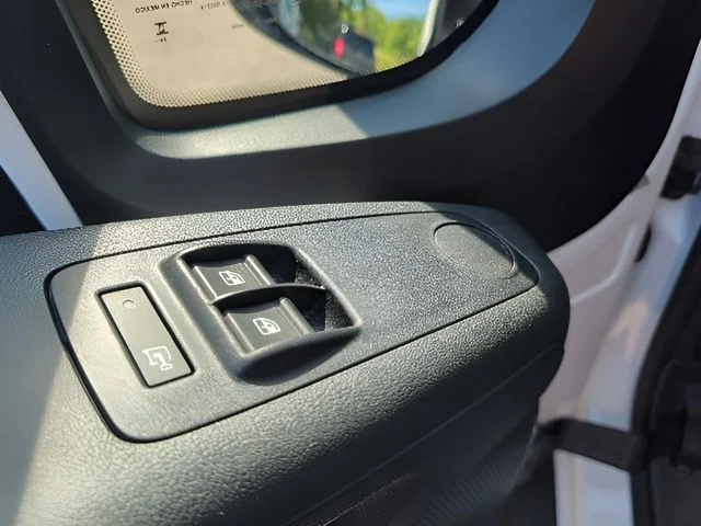 Used 2025 White Ram Base image 14