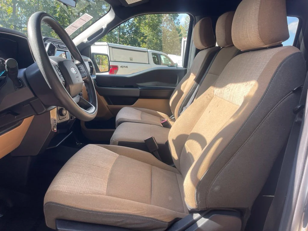 Used 2023 Black Ford XLT image 15