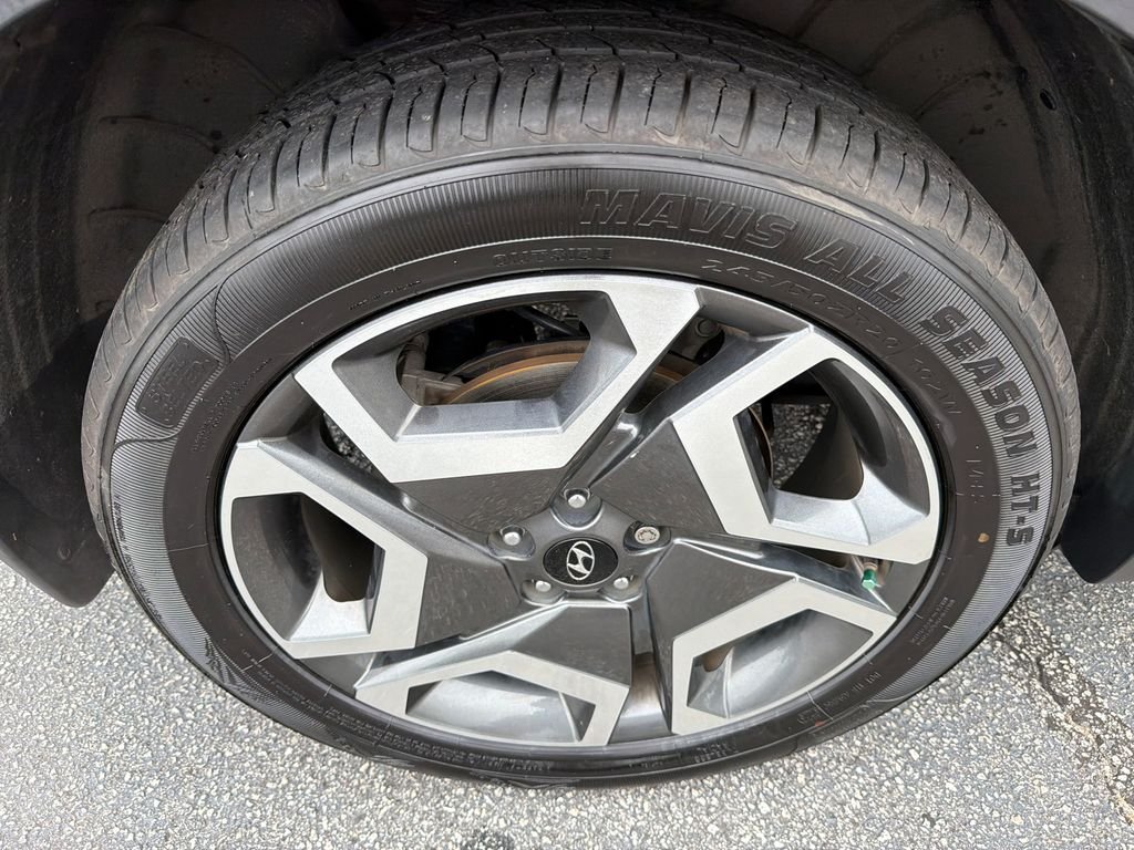 Used 2023 Red Hyundai SEL image 17