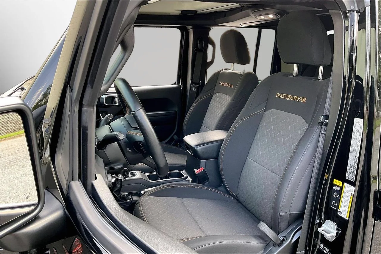 Certified Used 2024 Black Jeep Mojave image 20