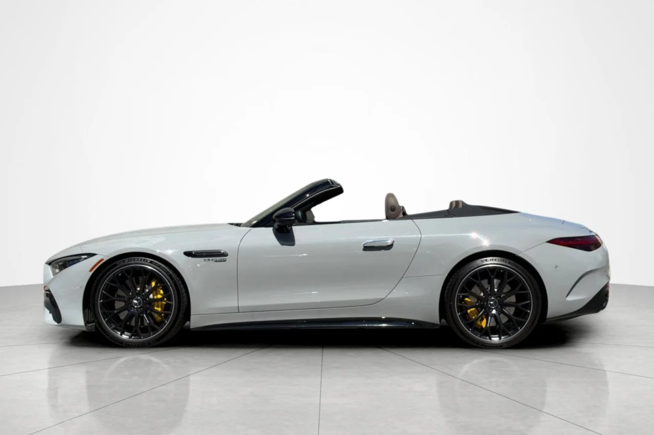 Certified Used 2022 MANUFAKTUR Alpine Grey Mercedes-Benz AMG® SL 63 image 2