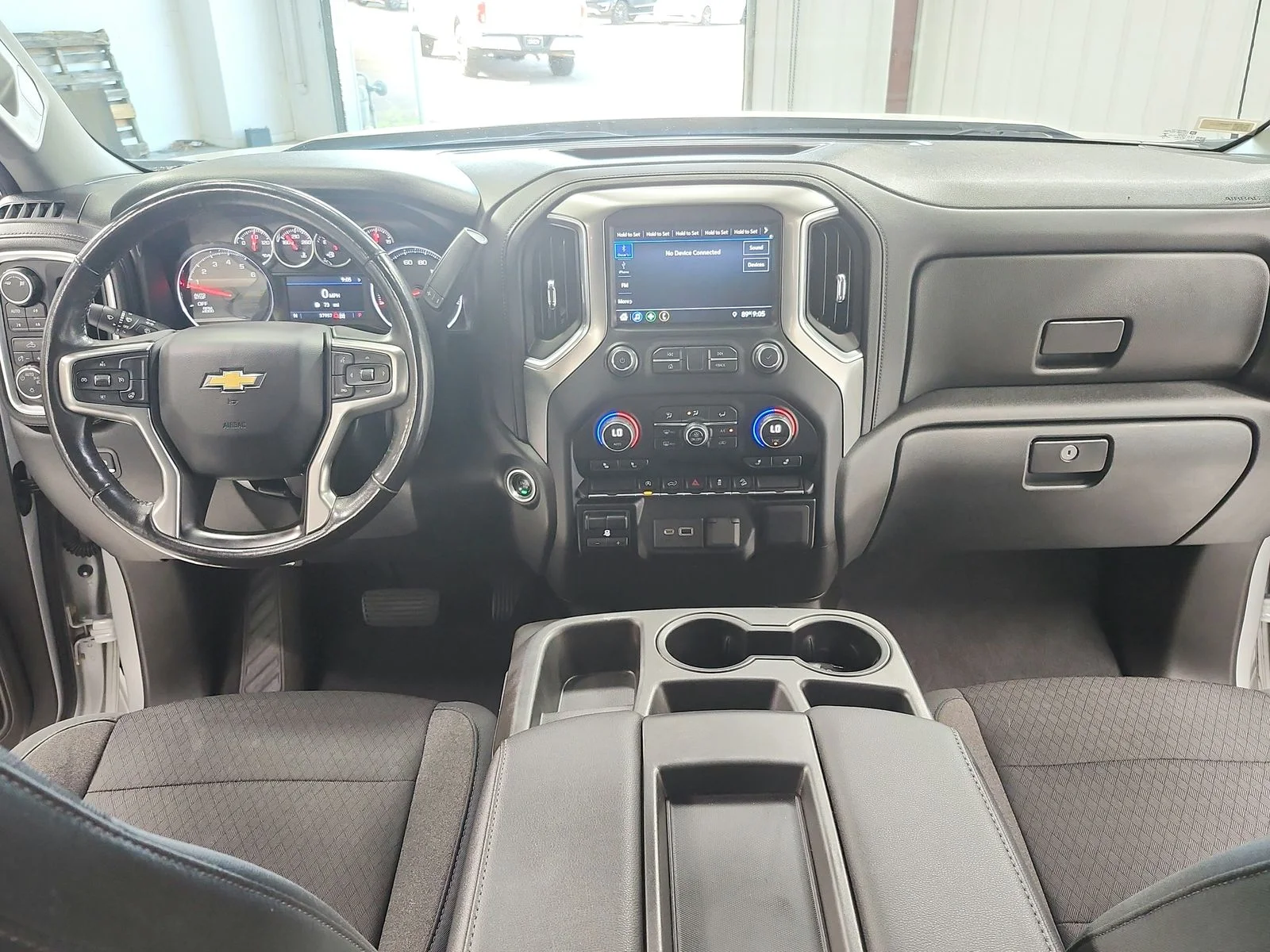 Used 2019 Silver Chevrolet LT image 23