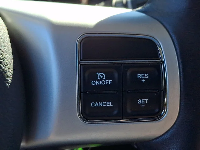Used 2016 Red Jeep High Altitude image 20