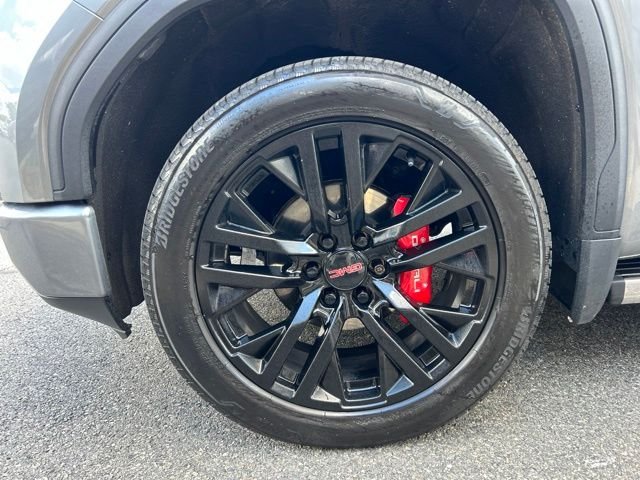 Used 2020 Gray GMC Denali image 18