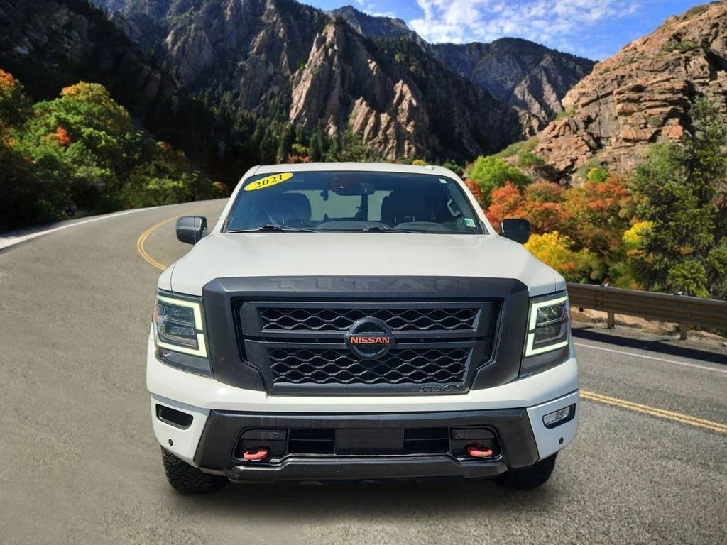 Used 2021 White Nissan PRO-4X image 6