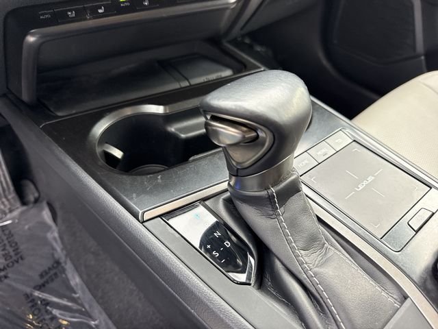 2019 Lexus UX Hybrid 250h - Photo 20