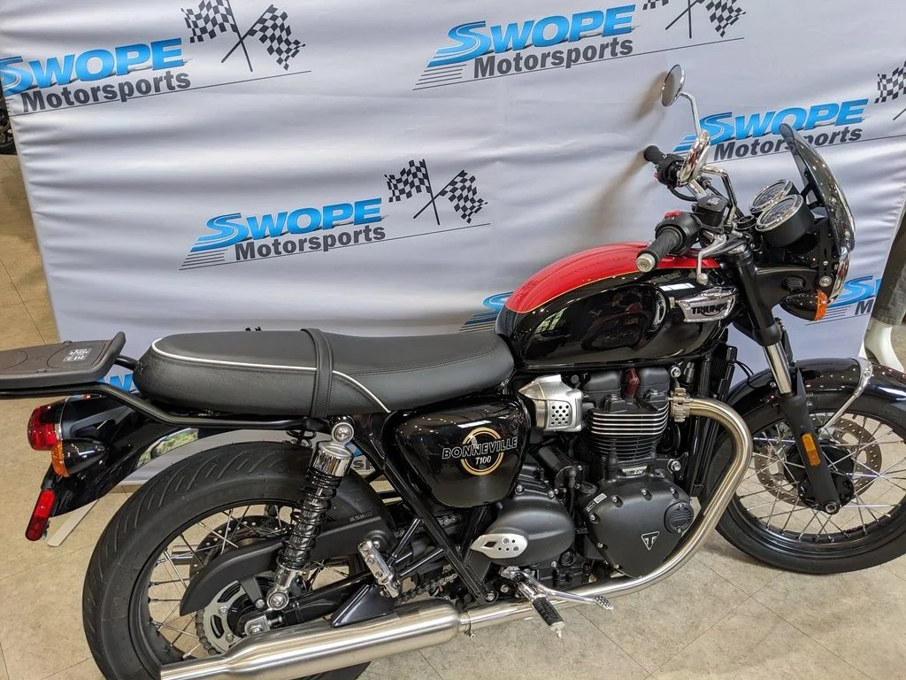 Used 2026  Triumph Base image 2