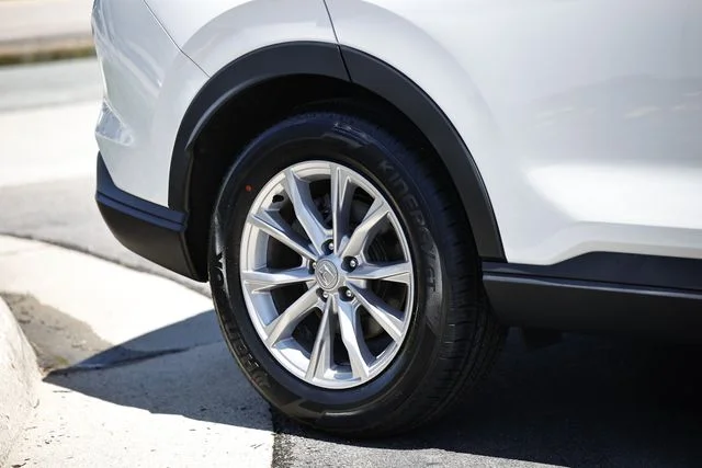 Used 2023 White Honda EX image 11